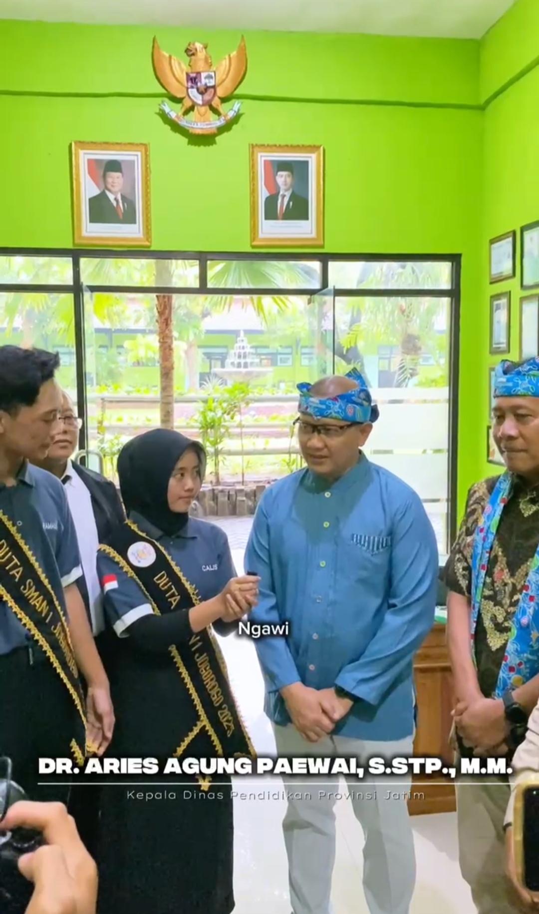 Kunjungan Pak Kadis Jatim ke SMAN 1 Jogorogo dalam rangka peresmian Perpustakaan dan Toilet baru